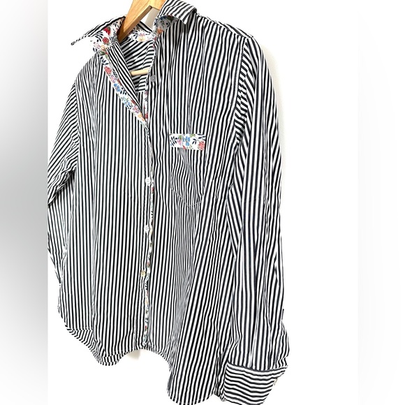 Riva Varenna Striped Black and White Button Down with Floral Accents Size Large - Picture 2 of 7